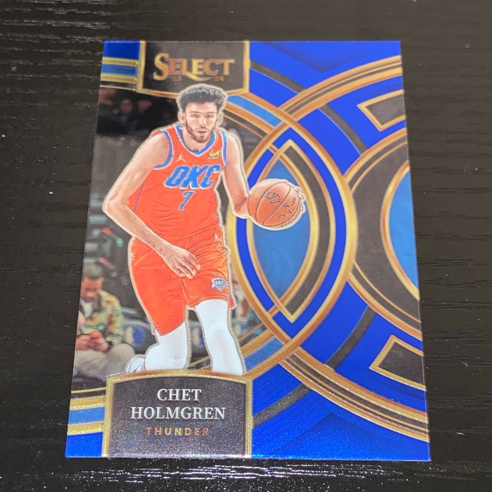 2023-24 SELECT PREMIERE Chet Holmgren Thunder Basketball Card #160